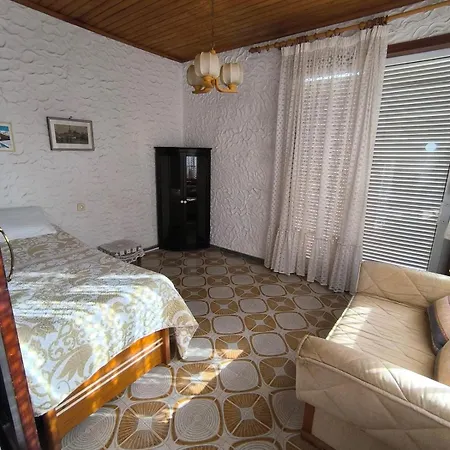 Villa Monkey