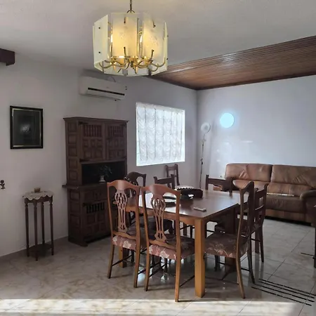 Villa Monkey